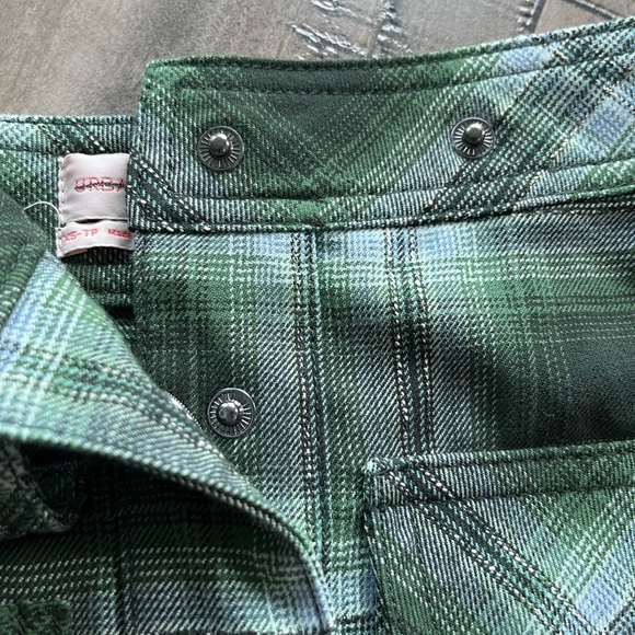 NWT- Urban Outfitters. Gorgeous green plaid mini skirt. XS. Super cute ☺️ - Picture 7 of 8